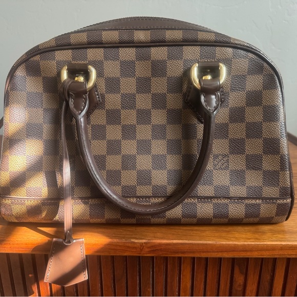 Handbags - Louis Vuitton Duomo *Authentic*
